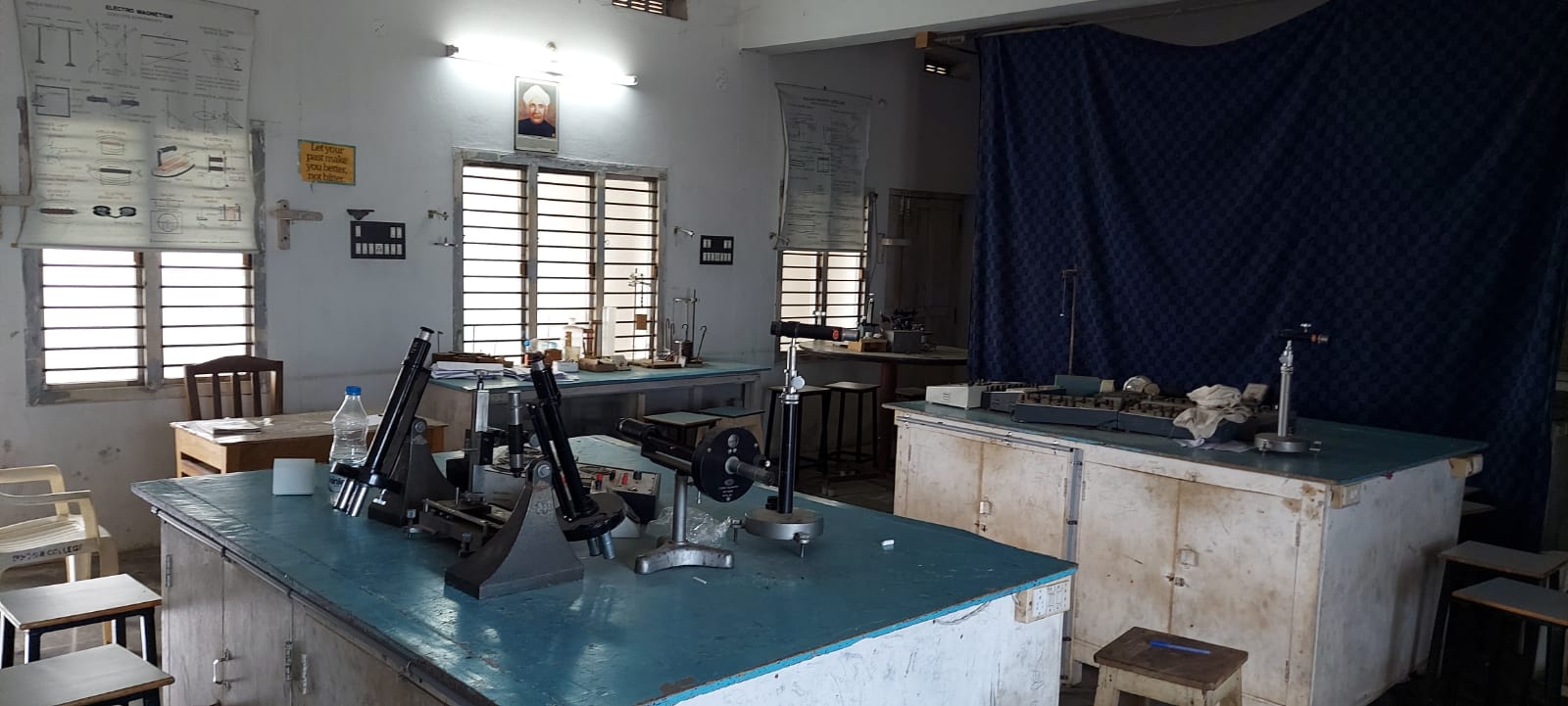 Dr.C.S.N. Degree And P.G. College